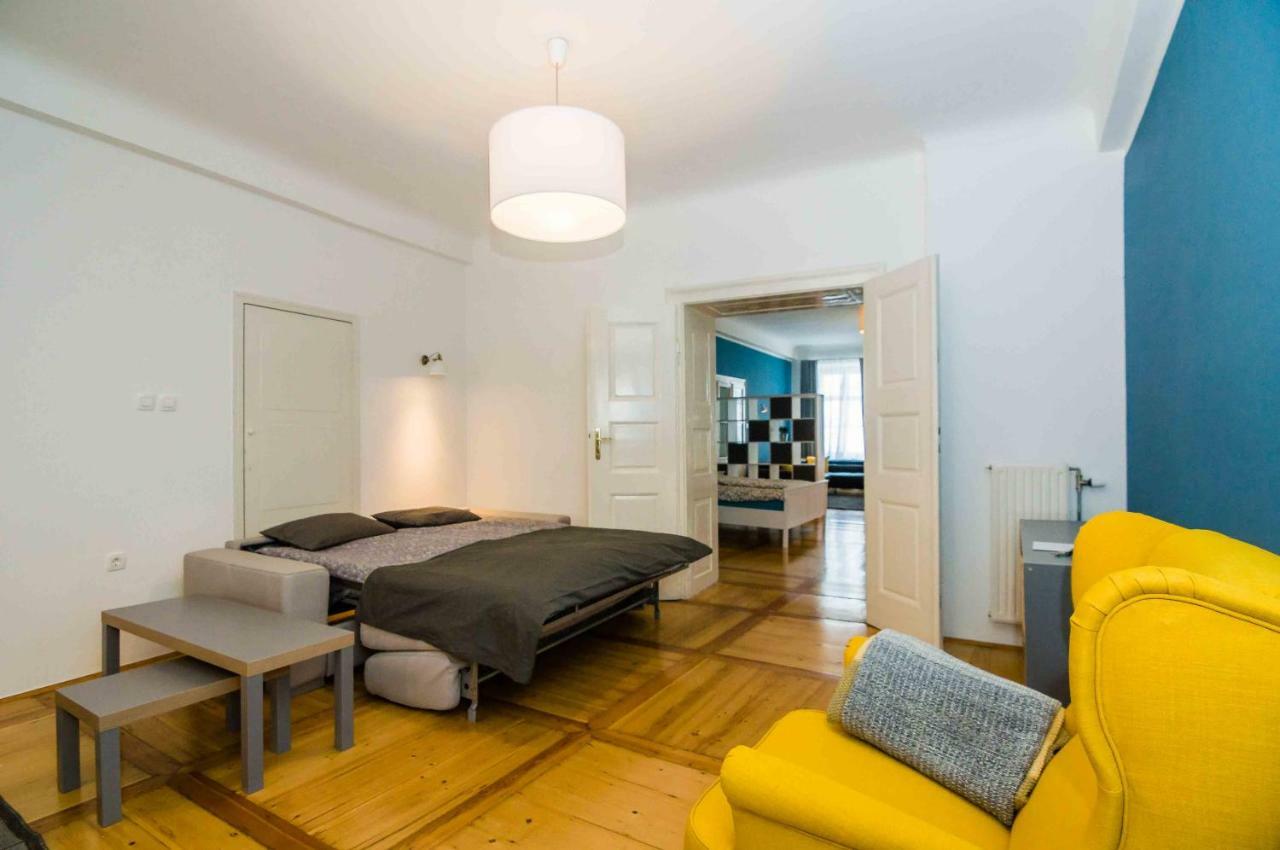 Elegant Central Apartment Ljubljana Exterior photo